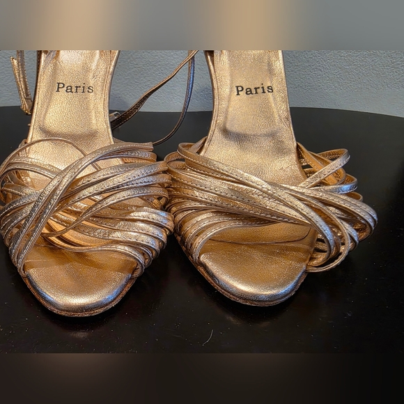 SALE Christian Louboutin Rose Gold Heels - Picture 3 of 16